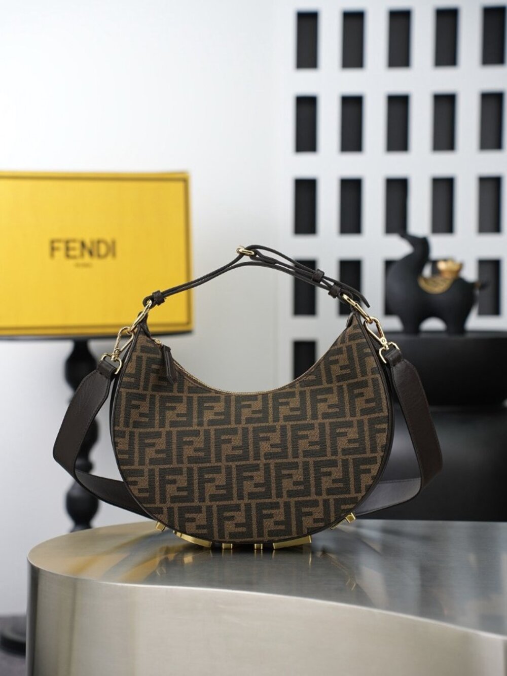 ✨✨Fendi Fendiography Jacquard FF Mini Bag Box Duster